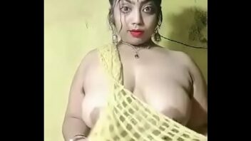 Beautiful Indian Girls Boobs