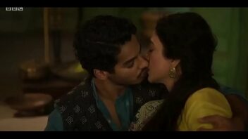 Bollywood Hot Kissing Video