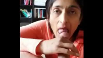 College Pengal Sex Video Tamil
