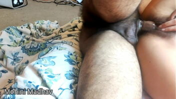मोटी भाभी का सेक्सी वीडियो