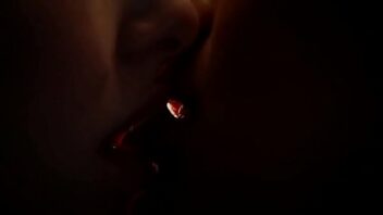 Hollywood Hot Kissing Video