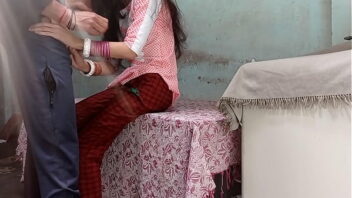 Husband Wife Sex Video In Hindi