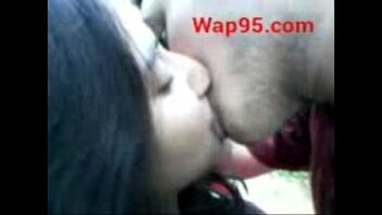 Indian Kiss Photo