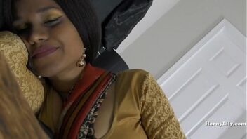 Indian Mom Big Tits