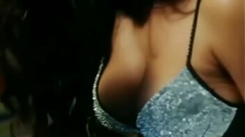 Katrina Kaif Blue Video