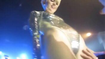 Miley Cyrus Fucking