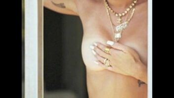 Miley Nude