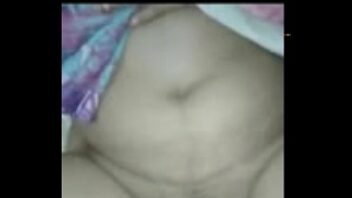 Nude Aunty In Saree