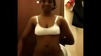 Nude Girl Bathing Video