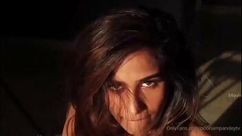 Poonam Bajwa Hot Sex Videos