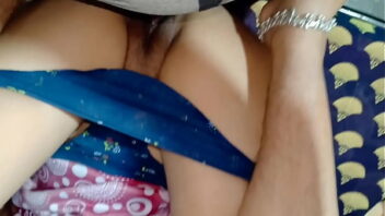 Sexy Indian House Wife Video