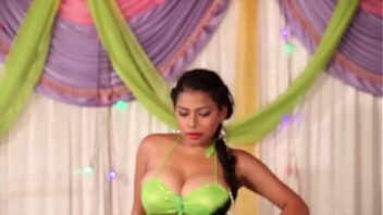 Sexy Video Bhejna Bhojpuri