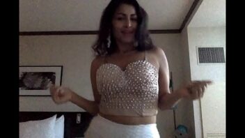 Sunny Leone Sex Dance