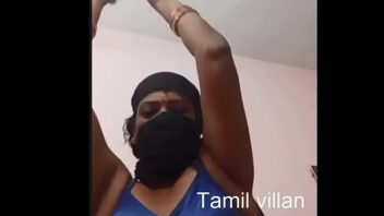 Tamil Aunty Clevage