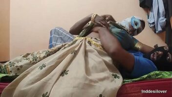 Tamil Aunty Hidden Sex