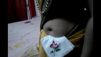 Tight Blouse Navel In Bed