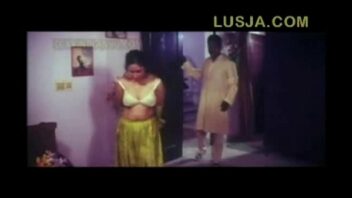 Undressed Tamil Actress