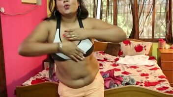 Video Gane Bhojpuri Mein