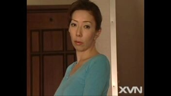 Japan Mom Sax Video